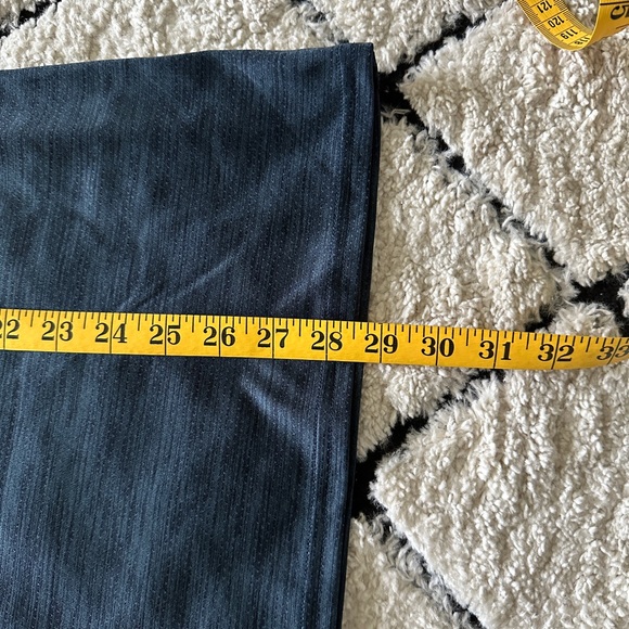 Gymshark Arrival Marl T-Shirt - Picture 4 of 4